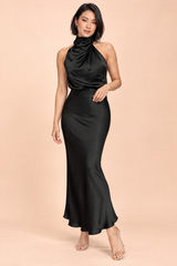 Abito midi nero linea ad A con scollo a foulard
