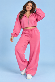 Ensemble rose avec sweat zippé court | Porté sur une autre silhouette | Lounelle Paris