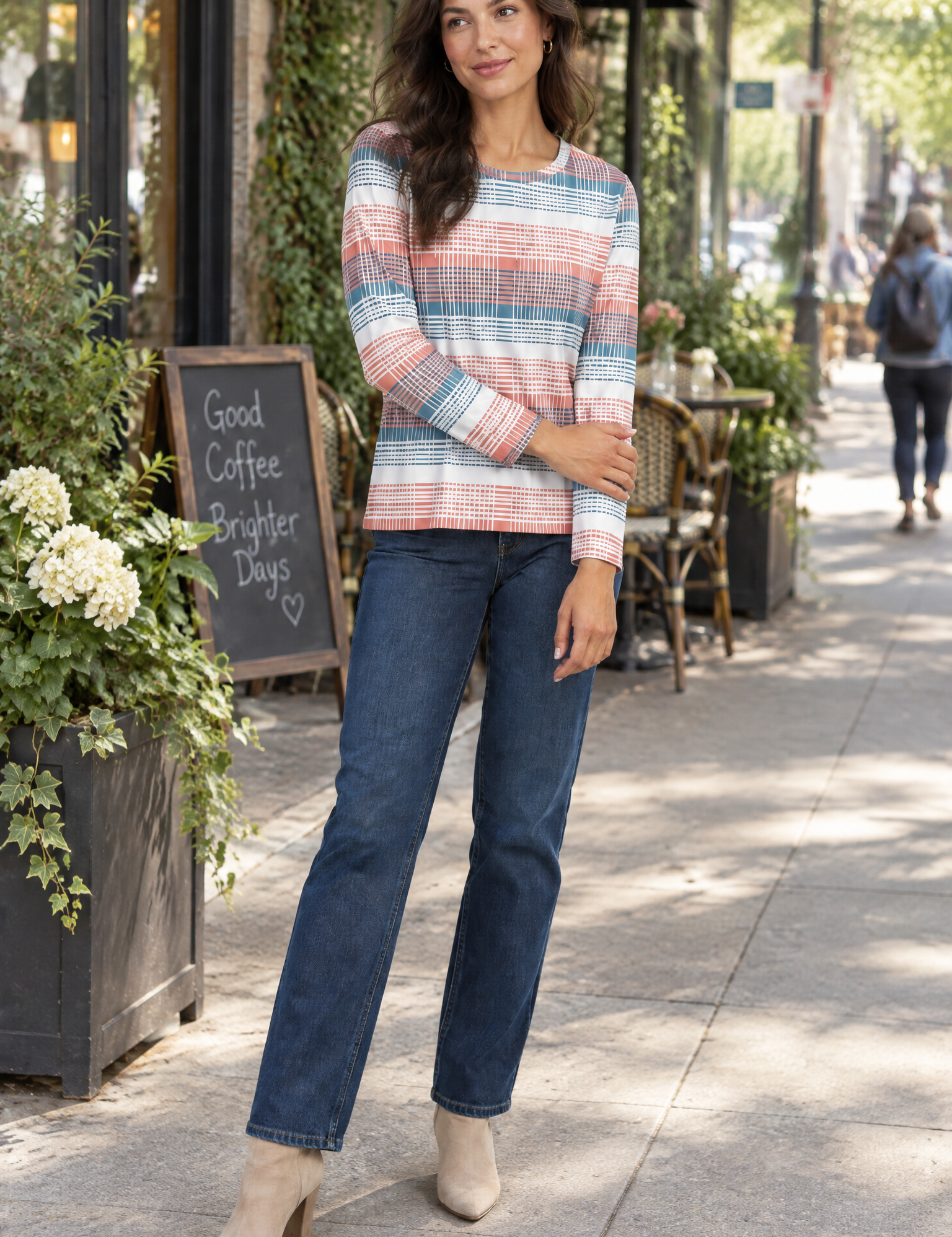 Haut corail à carreaux et manches longues | Photo lifestyle | Lounelle Paris