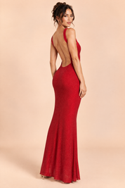 Robe longue rouge à encolure asymétrique, strass thermocollés et dos nu | Vue de dos | Lounelle Paris