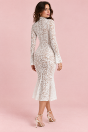 Robe midi blanche en dentelle près du corps | Vue de dos | Lounelle Paris