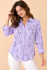 Chemise oversize lavande à imprimé cachemire | Vue rapprochée | Lounelle Paris