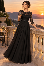 Robe longue noire à empiècement en dentelle | Deuxième photo lifestyle | Lounelle Paris