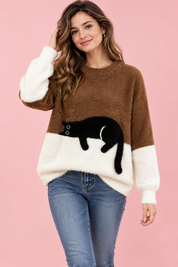 Pull oversize marron à motif chat | Vue de face | Lounelle Paris