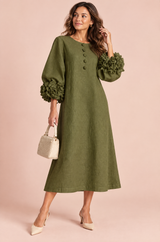 Abito midi verde oliva svasato con maniche a sbuffo