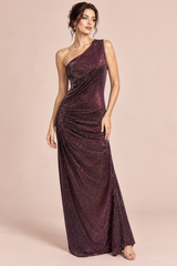Abito lungo monospalla con paillettes bordeaux