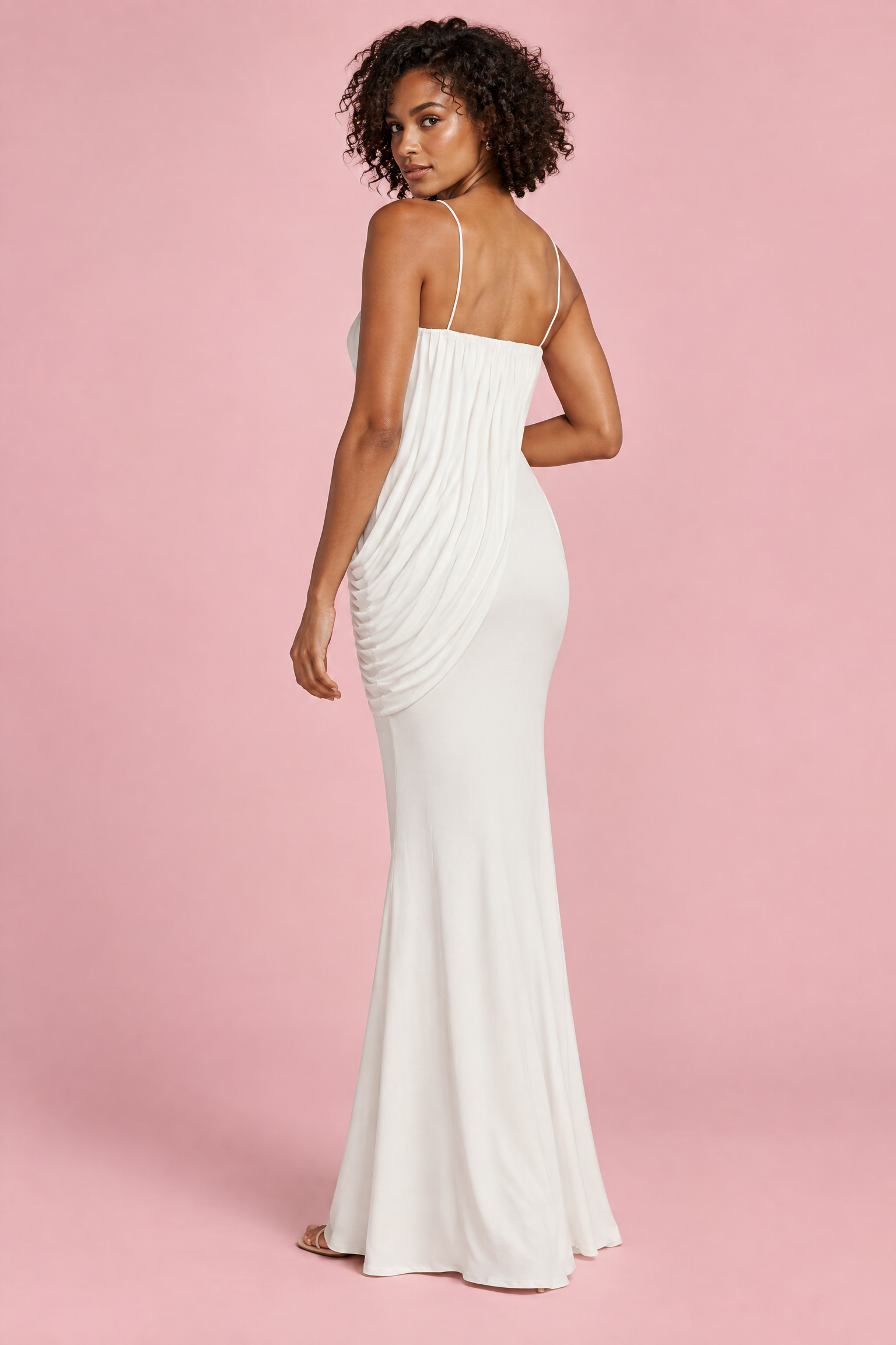 Robe longue blanche à col montant et détails volantés | Vue de dos | Lounelle Paris