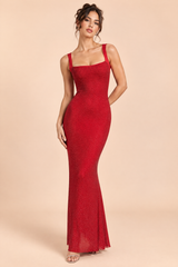 Abito lungo rosso con scollo asimmetrico, strass hotfix e schiena scoperta