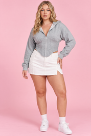 Sweat à capuche gris court zippé | Porté sur une autre silhouette | Lounelle Paris