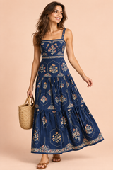 Abito maxi blu navy a fiori con balze