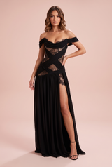 Abito nero con dettagli cut-out e scollo drappeggiato