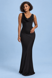 Robe longue asymétrique torsadée noire | Vue de face | Lounelle Paris