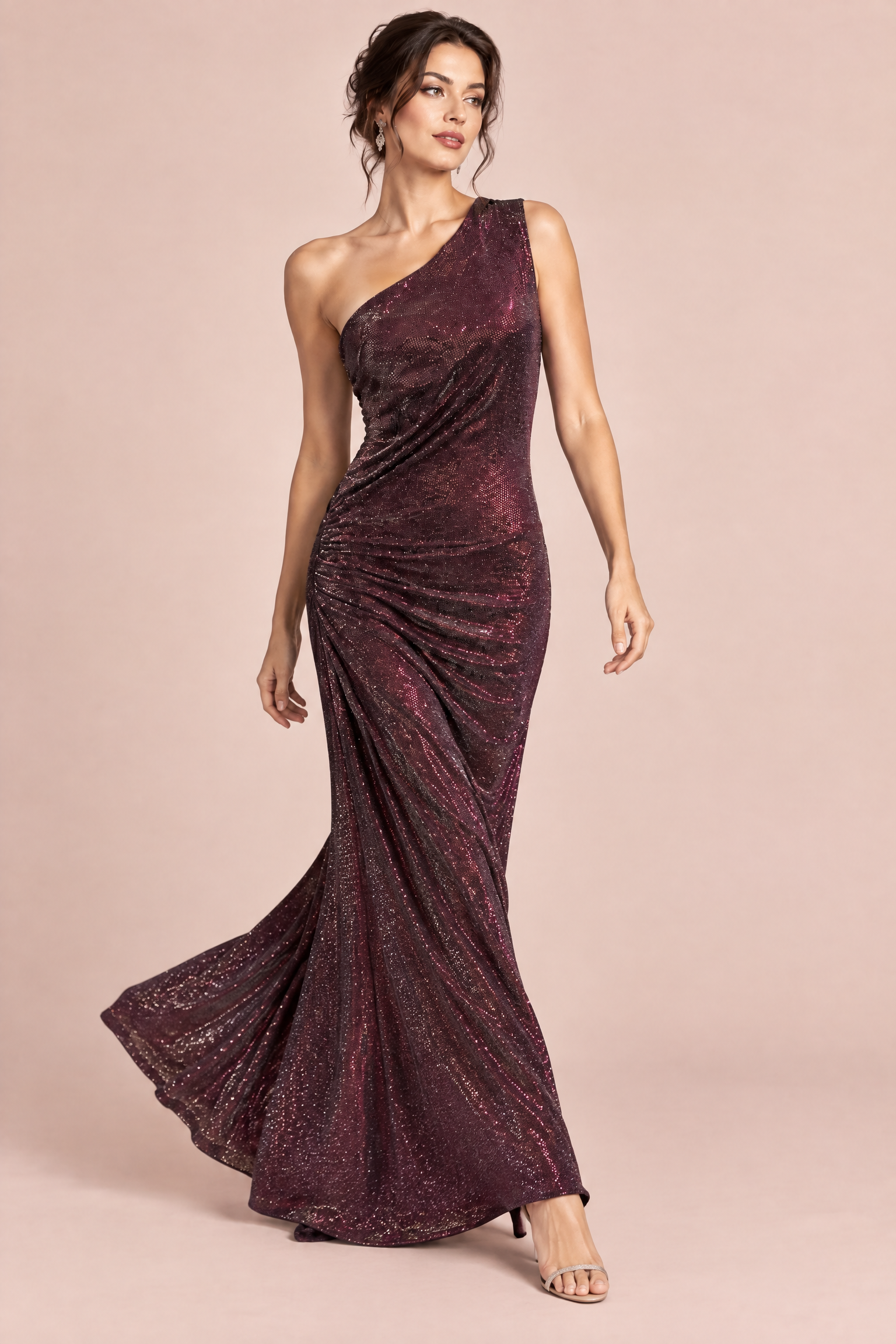 Robe bordeaux à sequins asymétrique | Vue en mouvement | Lounelle Paris