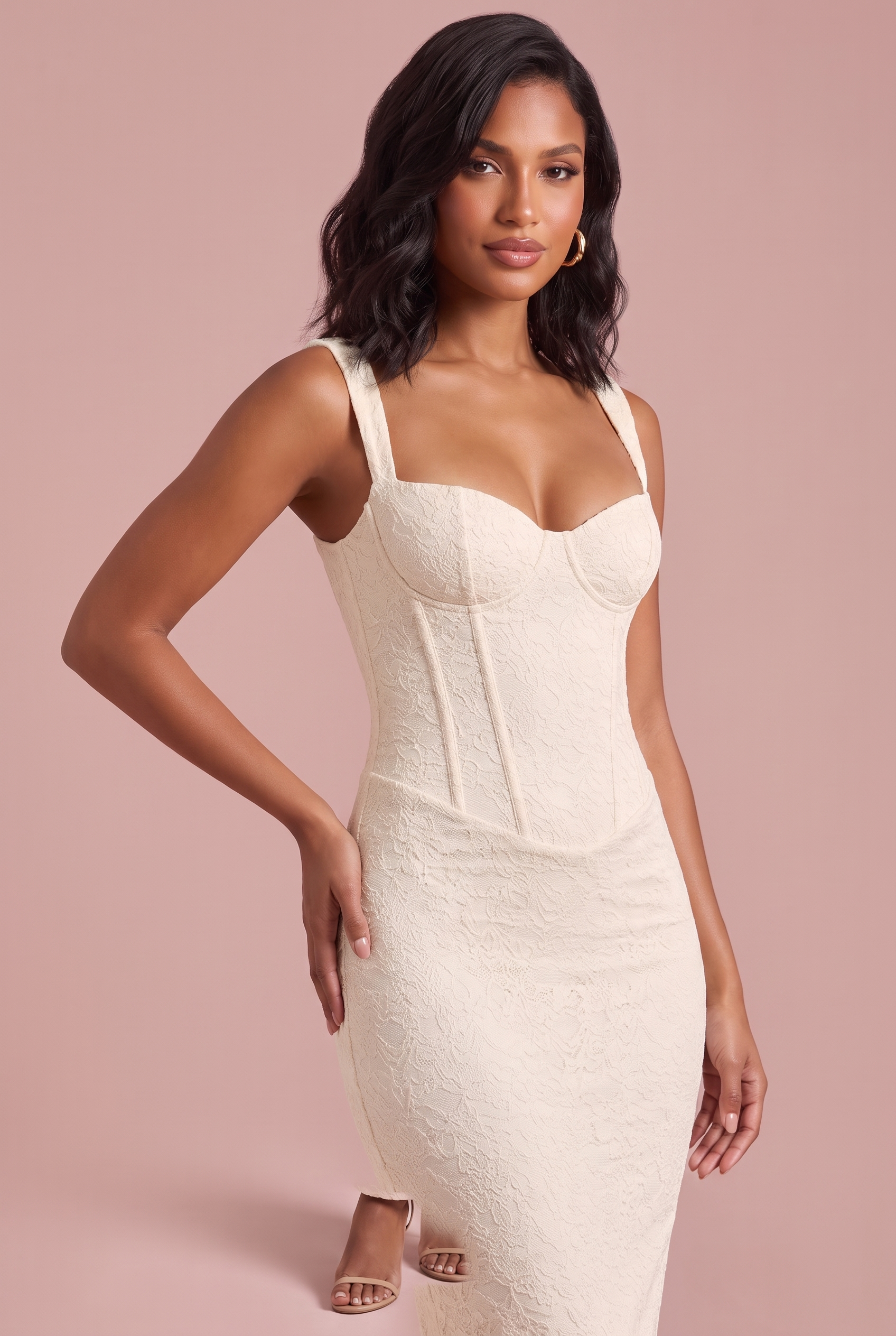 Robe longue corset en dentelle ivoire | Vue rapprochée | Lounelle Paris