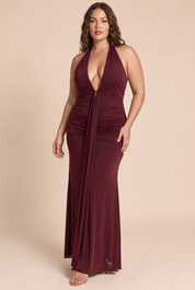 Robe longue bordeaux froncée à col dos nu | Porté sur une autre silhouette | Lounelle Paris