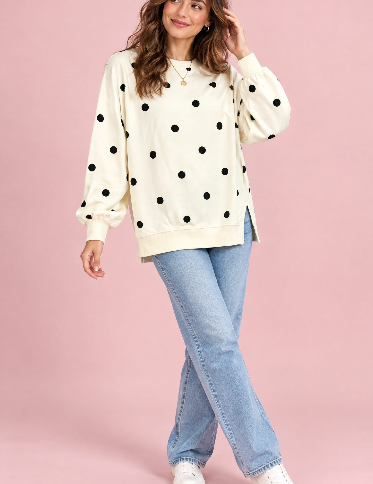 Sweat-shirt oversize écru à pois | Vue de face | Lounelle Paris