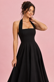 Robe midi patineuse noire à col américain | Vue rapprochée | Lounelle Paris