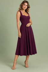 Abito midi viola con scollo a cuore