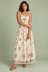 Abito maxi color crema a fiori con balze
