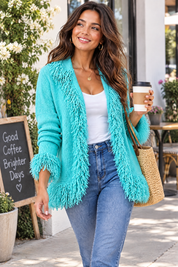 Gilet turquoise à franges | Photo lifestyle | Lounelle Paris