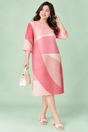 Robe midi trapèze plissée rose | Porté sur une autre silhouette | Lounelle Paris