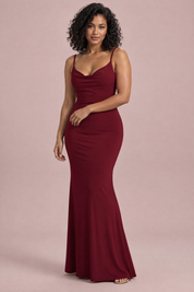 Robe longue bordeaux dos nu à col bénitier | Porté sur une autre silhouette | Lounelle Paris