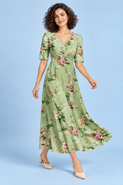 Robe longue verte à col V | Vue en mouvement | Lounelle Paris
