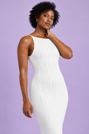 Robe longue moulante dos nu blanche | Vue rapprochée | Lounelle Paris