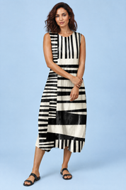 Robe midi noire rayée sans manches | Vue de face | Lounelle Paris