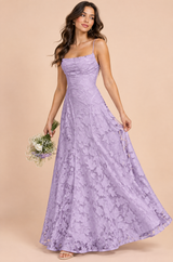 Abito lungo floreale lavanda con scollo drappeggiato