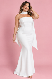 Robe longue blanche bustier bandeau à coupe sirène | Porté sur une silhouette plus ronde | Lounelle Paris