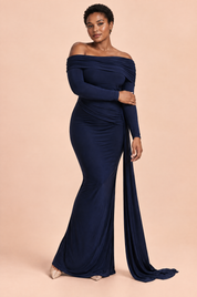 Robe longue bleue asymétrique à fronces et drapé | Porté sur une silhouette plus ronde | Lounelle Paris