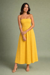 Abito bustier con spalle scoperte