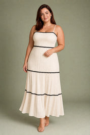 Robe longue abricot bretelles dos noué | Porté sur une silhouette plus ronde | Lounelle Paris