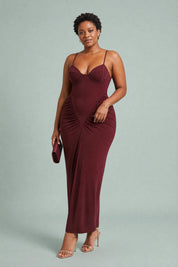 Robe longue bordeaux à fines bretelles | Porté sur une autre silhouette | Lounelle Paris