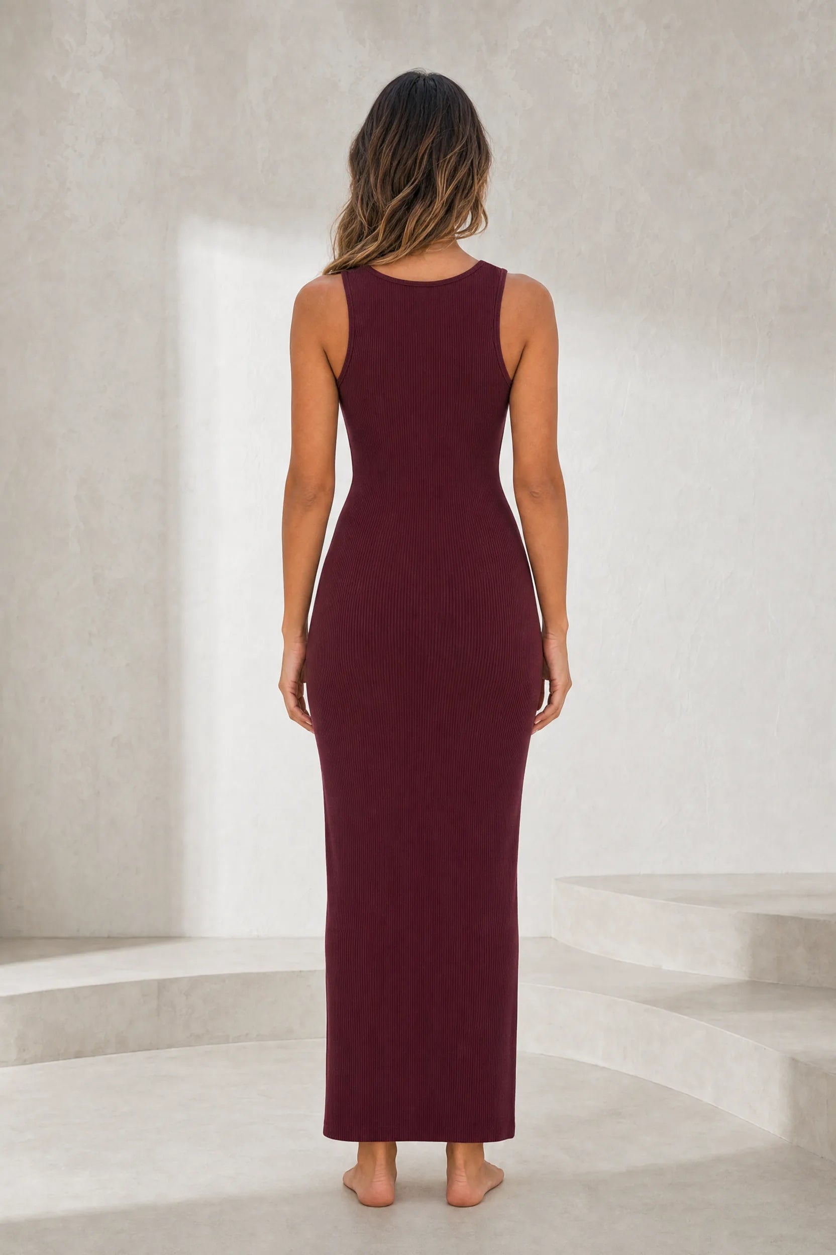 Robe longue bordeaux en maille côtelée | Lounelle Paris