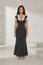 Robe noire à pois bordée de dentelle | Lounelle Paris