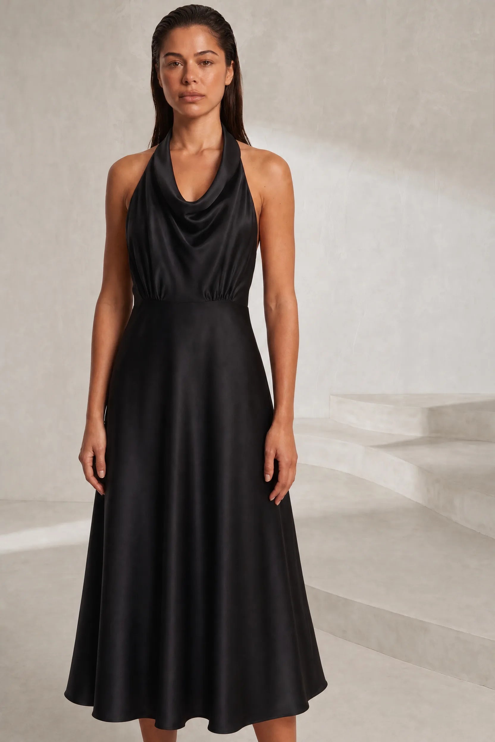 Robe noire col licou satinée | Lounelle Paris