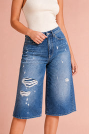 Short en jean large bleu délavé | Vue rapprochée | Lounelle Paris