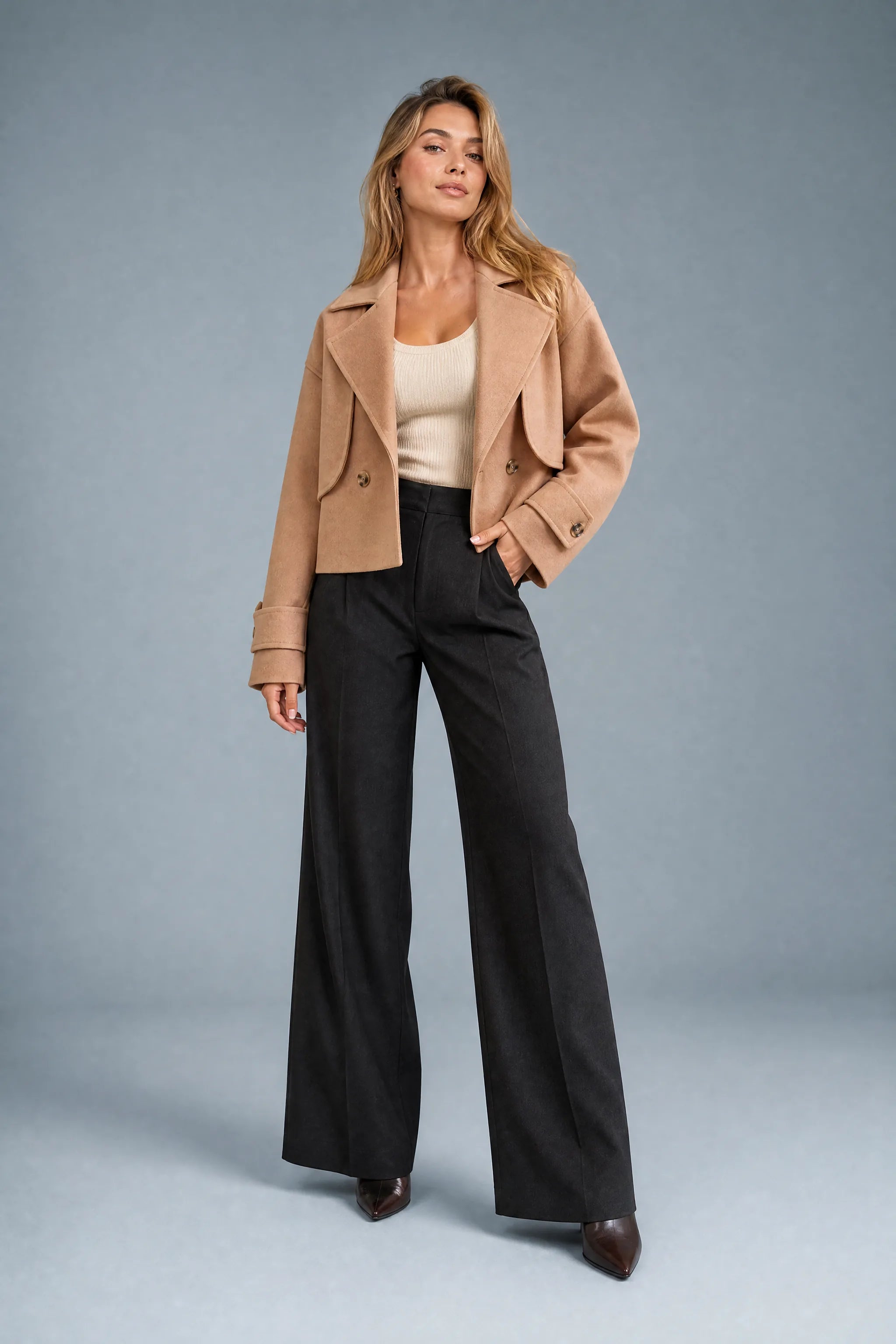 Veste courte marron ample à revers | Vue de face | Lounelle Paris