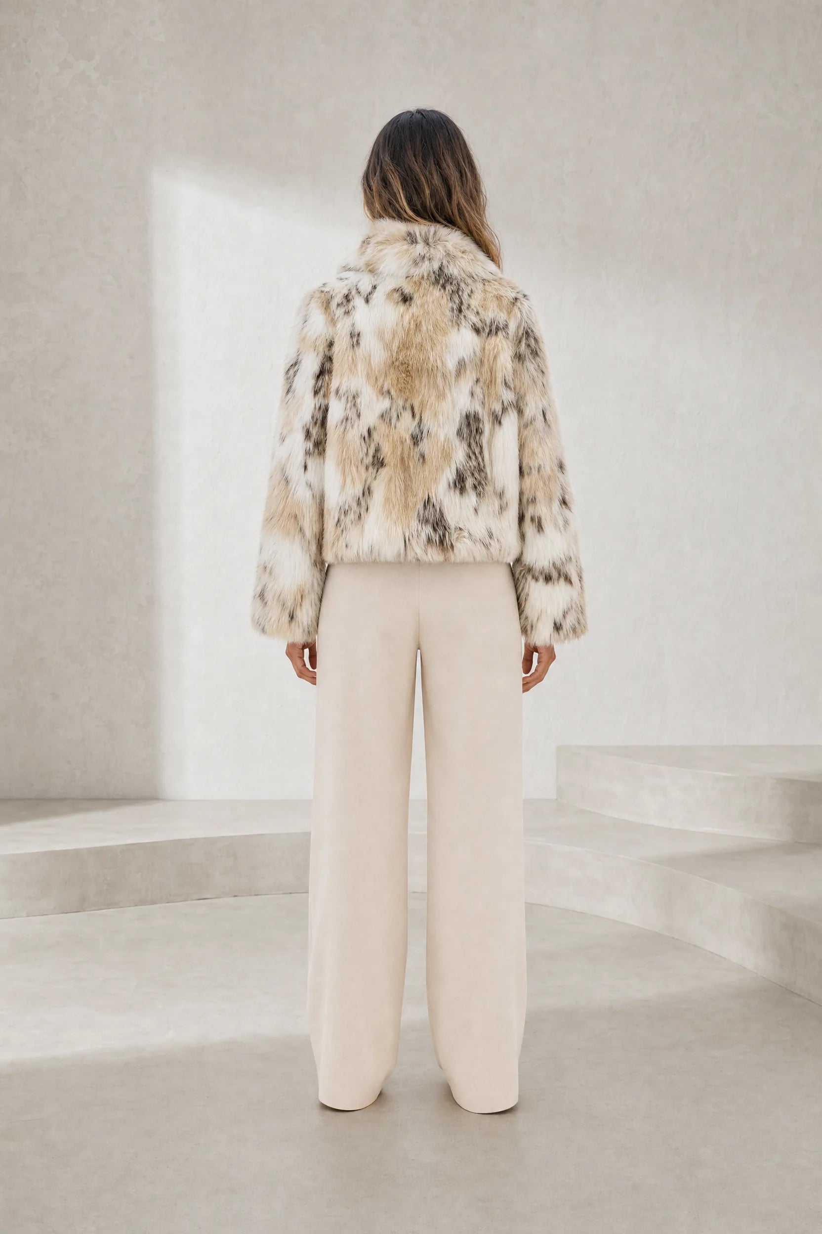 Veste fausse fourrure écru mouchetée | Lounelle Paris